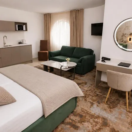 Hotel Central Słoneczny Brzeg