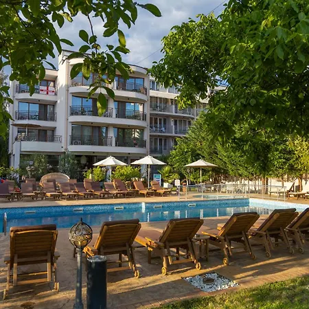 Hotel Central Готель 3*