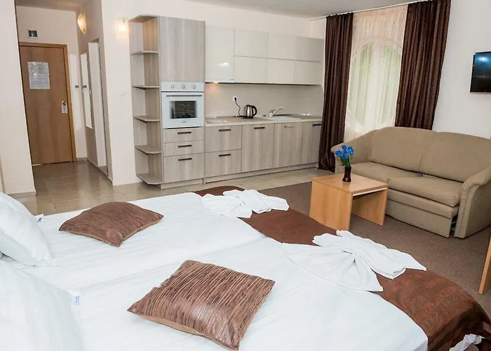 Hotel Central 3* Napospart