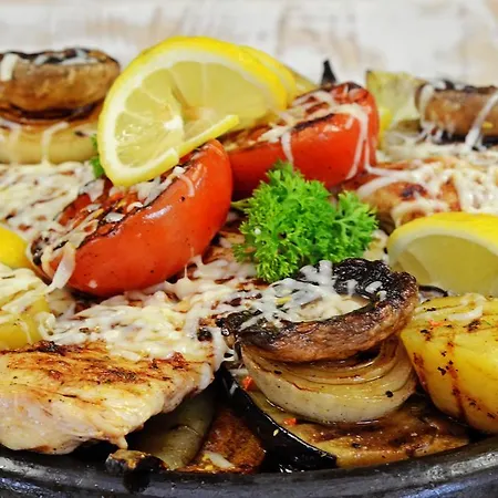 فندق Hotel Central