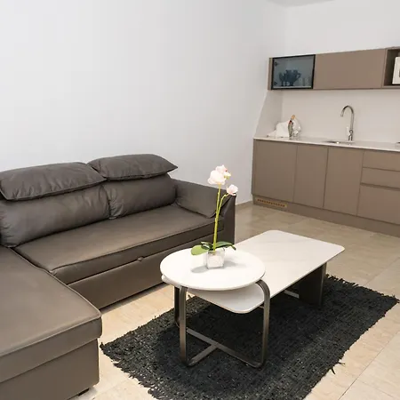 فندق Hotel Central